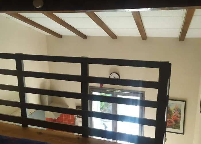 Confortable A Avec Jardin Et Piscine Apartman