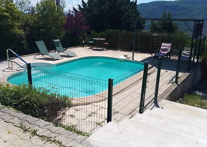 Apartman Confortable A Avec Jardin Et Piscine