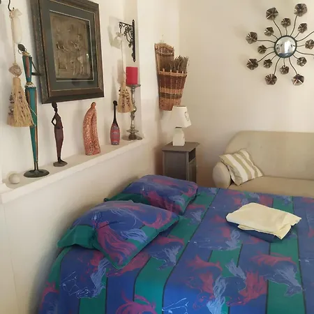 Confortable A Avec Jardin Et Piscine Apartment